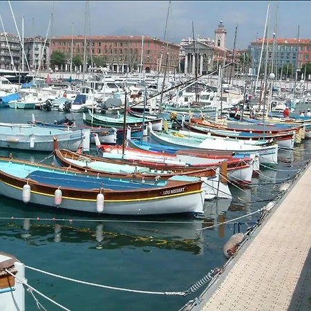 A Deux Pas Du Port Yourhosthelper *
