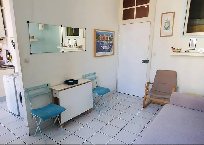 Διαμέρισμα A Deux Pas Du Port Yourhosthelper Νίκαια